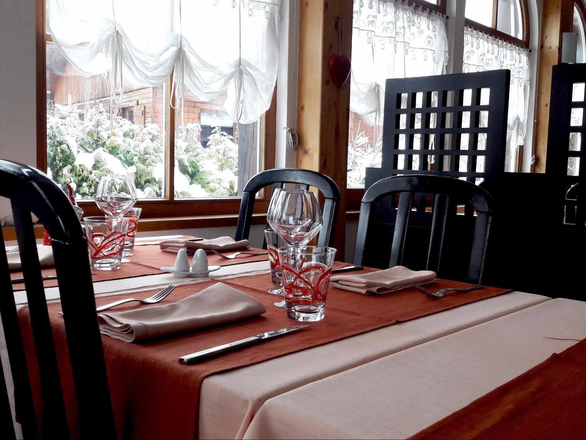 Hotel Restaurant Robichon Loray Zewnętrze zdjęcie